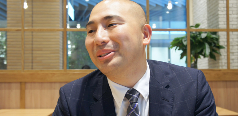 代表取締役の写真1